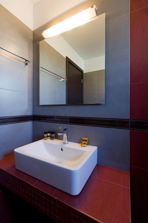 Aenaon Rooms Nafplion Rum bild
