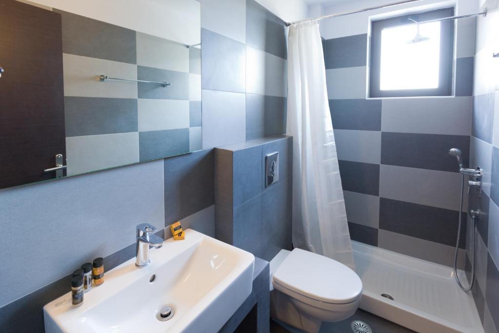 Aenaon Rooms Nafplion Rum bild